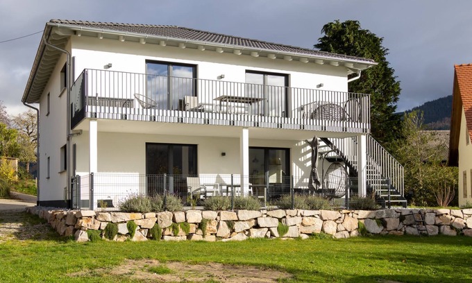 Horben Maison | 5 Ferienwohnung Wiesengrün Mitten im Naturpark Südschwarzwald