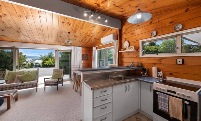 Richmond Heights Maison | 5 Kensington – Taupo Holiday Home