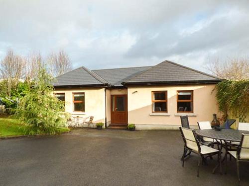 Dundrum Maison | 5 Kilnamanagh Manor