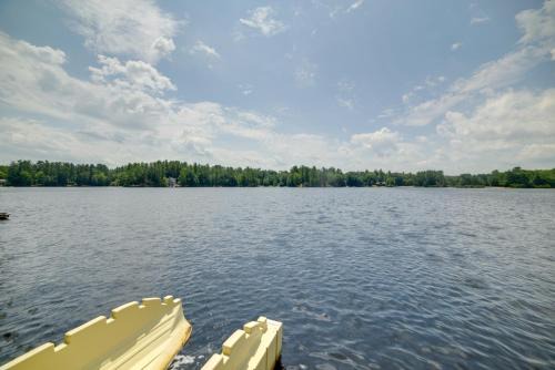 Hillsboro Maison | 5 Mi to Fox State Forest Lakefront Home with Dock