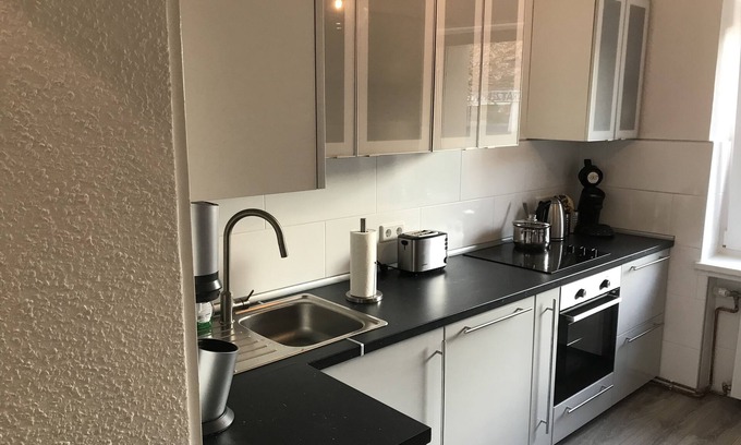 Mittelfeld Appartement | 5 min to HANNOVER MESSE PRETTY 2,5 ROOM APARTMENT