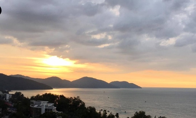 Tanjung Bungah Appartement | 5 minutes de la plage. Vue imprenable sur la mer