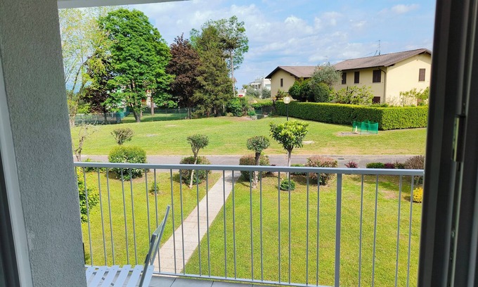 Monte Appartement | 5 minutes from the lake house with garden in residence with swimming pool