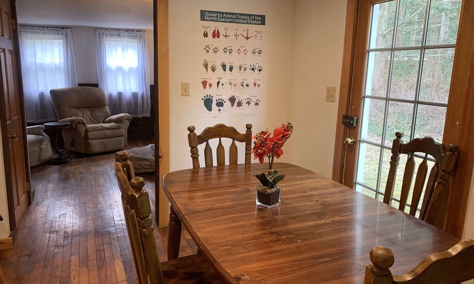 Egremont Maison | 5 Minutes from Catamount Ski Area