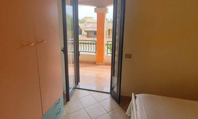 Iscra e Voes Appartement | 5 minutes from the sea, sa petra ruja beach, apartment in villa