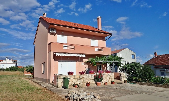 Posedarje Appartement | 5 minutes from the beach Apartment with terrace