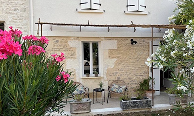 Fleac Maison | 5 mn from Angoulême and close to the Charente charming house