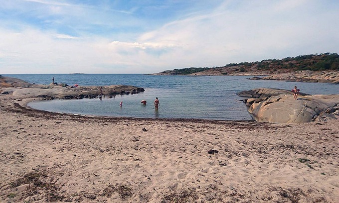 Vastra Frolunda Maison | 5 person holiday home in VÄSTRA FRÖLUNDA