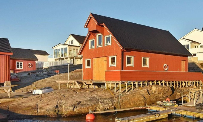 Hustad Maison | 5 person holiday home in Bud-By Traum