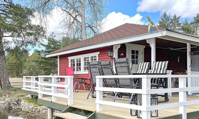 Finspang Municipality Maison | 5 person holiday home in FINSPÅNG
