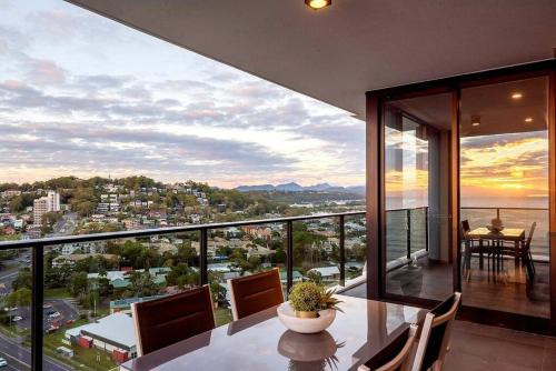 Burleigh Heads Appartement | 5 Star Beachfront Sky Home in Prime Location