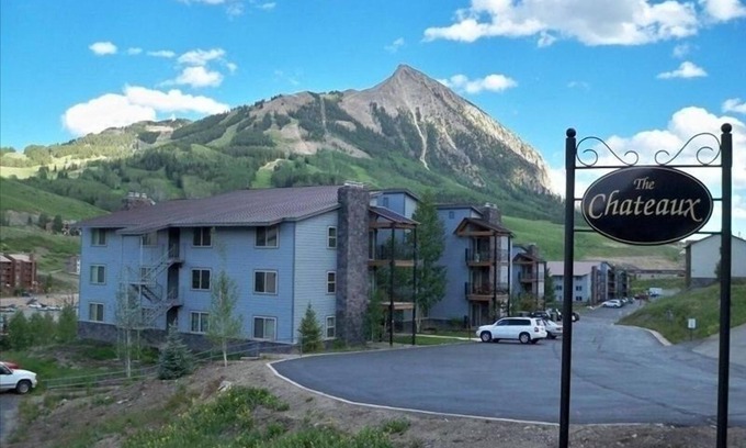 Crested Butte Copropriété | Avis 5 étoiles! Marche exquise vers les pentes Mountain View