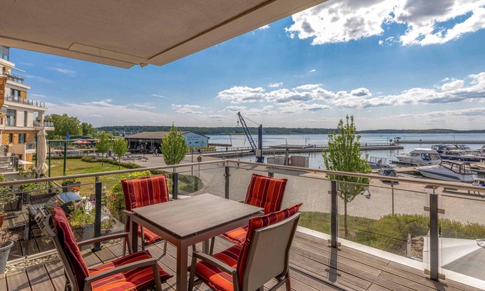 Muritz Appartement | 5-star vacation apartment Müritzoase in the harbor residence Waren