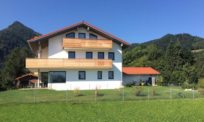 Marquartstein Appartement | 5-Sterne Active Ferienwohnung Chiemgau