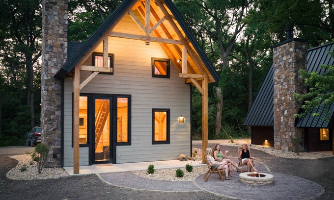 Laura Maison | #5 Woodpecker Way