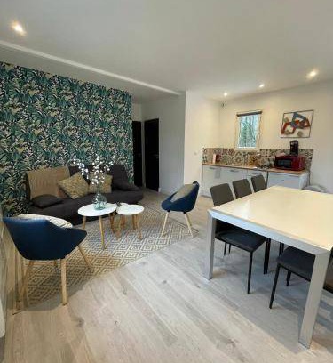 Yvre-l'Eveque Chalet De Ski | 50 m² Chalet ∙ 2 chambres ∙ 6 personnes