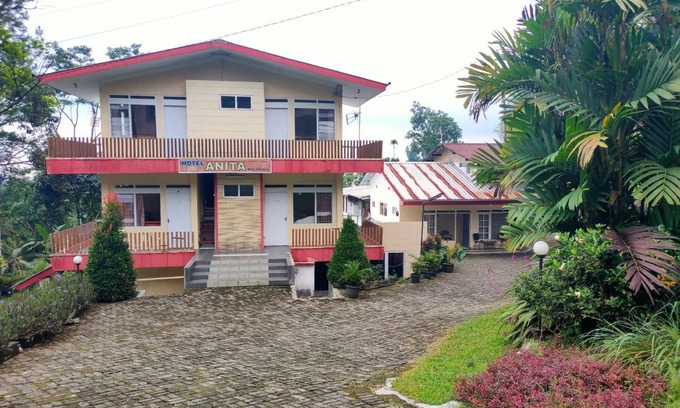 Baturaden Hôtel | 50 m² Hôtel ∙ 10 personnes
