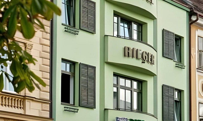Jicin Hôtel | 50 m² Hôtel ∙ 8 personnes
