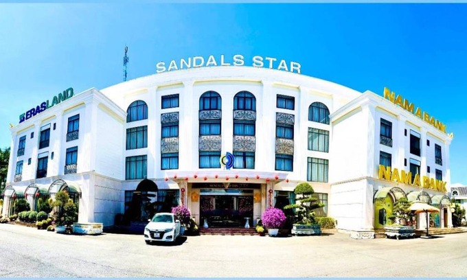 Duc Trong Hôtel | 50 m² Hôtel ∙ 4 personnes