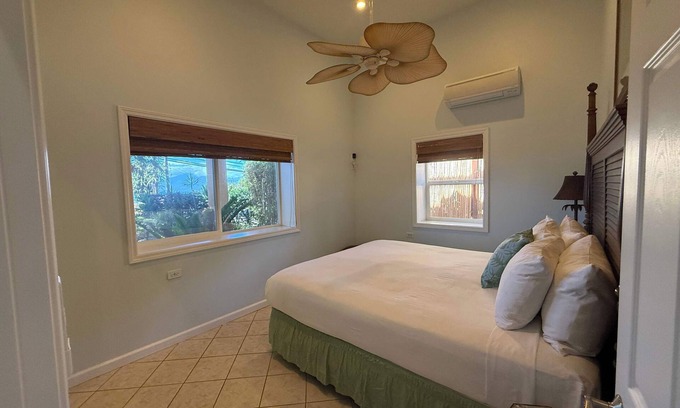 Kahana Lit Et Petit-Déjeuner | 50% Off! Bed & Breakfast Steps from the Beach with AC