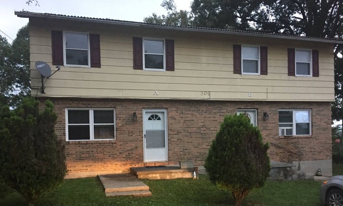 Summerlee Maison | 500 A Terry AVE
