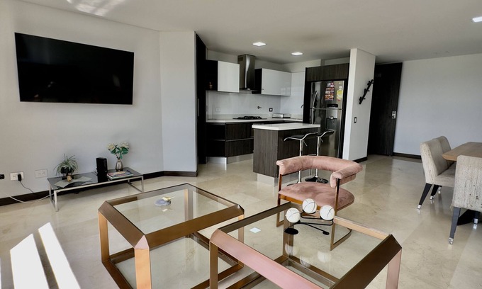 El Poblado Appartement | 502 In El Poblado hills modern & spacious