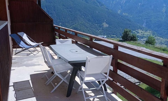 Reallon Appartement | 50m from resort center, 2nd floor, balcony, ski locker, 32m², Réallon