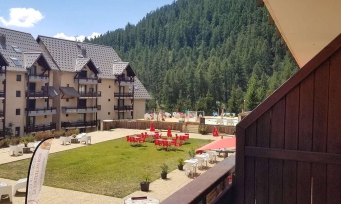 Reallon Appartement | 50m from resort center, 1st floor, balcony, ski locker, 32m², Réallon