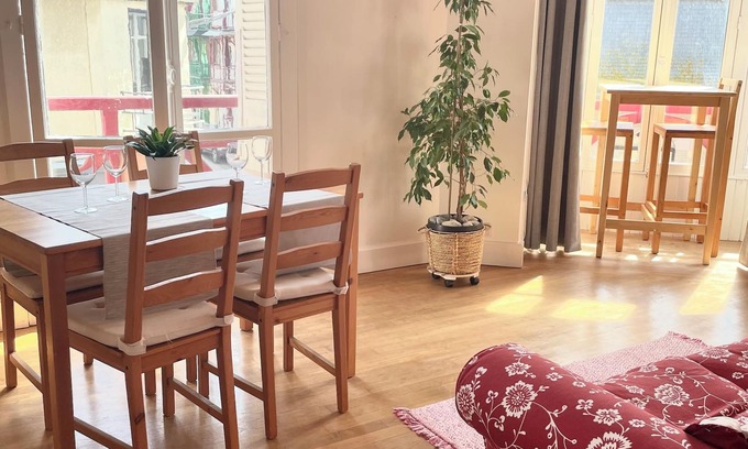 Le Treport Appartement | 50m de la plage, Apt. dans la Villa Française