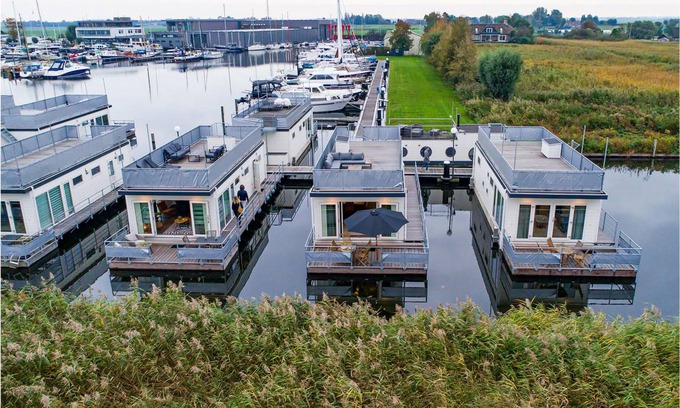 Municipality of Aalsmeer Location De Bateaux | 52 m² Péniche ∙ 2 chambres ∙ 5 personnes
