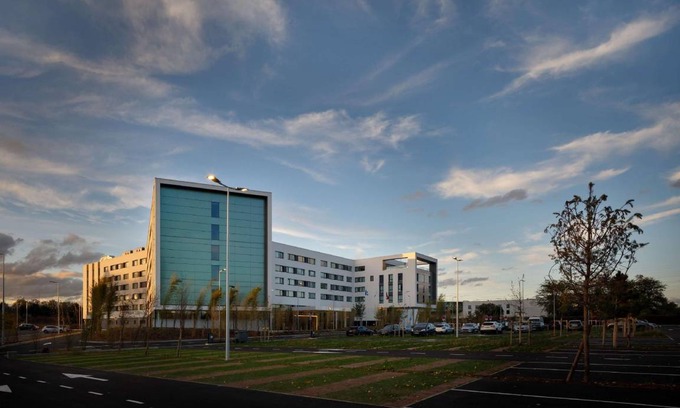 Roissy-en-France Hôtel | 53 m² Hôtel ∙ 8 personnes