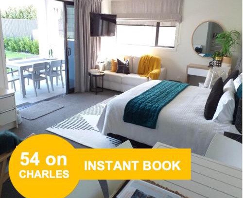 Westshore Appartement | 54 on Charles at Westshore NAPIER