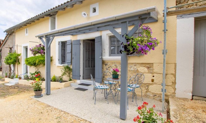 Cornille Maison | 55 m² Gîte ∙ 2 chambres ∙ 4 personnes
