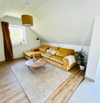 Rabenstein Appartement | 55m2 Chemnitz Rabenstein Kids Welcome, Wifi, Privater Parkplatz, Waschmaschine, Babybett, Klimaanlage
