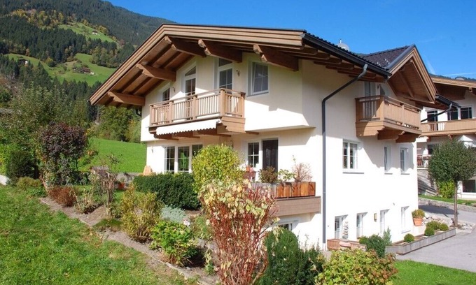 Hippach Appartement | 55m² grand appartement avec terrasse et jardin et une entrée séparée