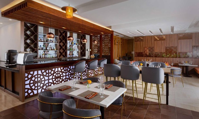 Shymkent Hôtel | 56 m² Hôtel ∙ 127 personnes