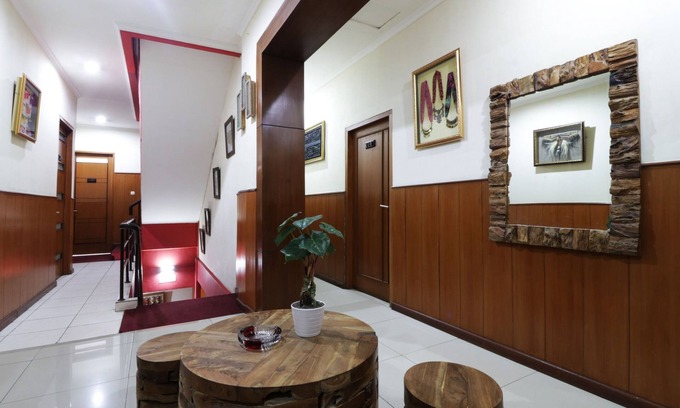 Ciputat Maison | 58 Guesthouse Tangerang