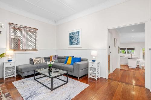 East Victoria Park Maison | 59 Balmoral - Classic Australian Charm
