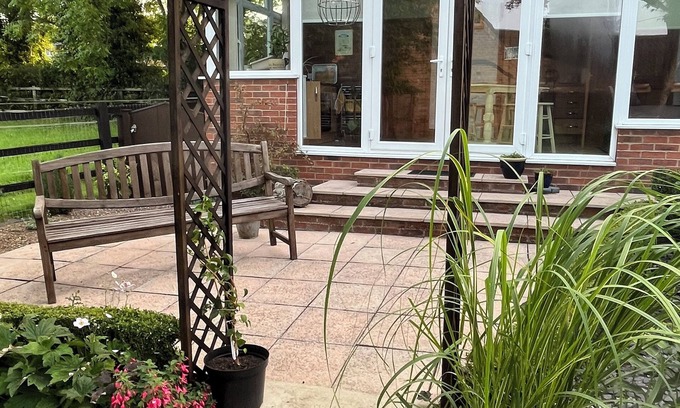 Elloughton Maison | 5A - A beautiful, contemporary and unique 1 bedroom property.
