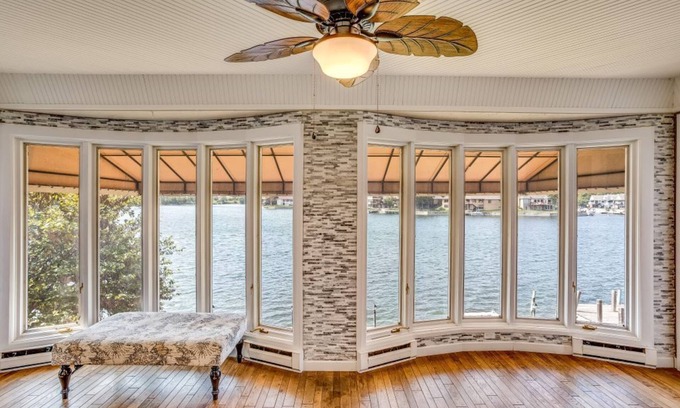 Wichita Maison | 5Bedrooms 7Beds: 3Full Baths 2Full Kitchens Ask about our additional apartment