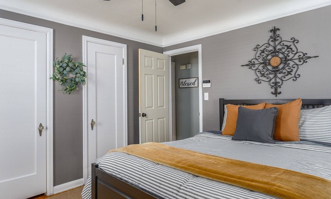 Toledo Maison | 5BR/2BA Beautiful and Spacious Home in Quiet Area