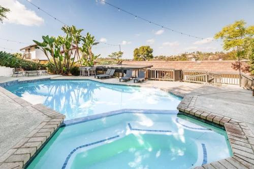 Mount Helix Maison | 5BR Oasis with Pool, Arcade, Sauna