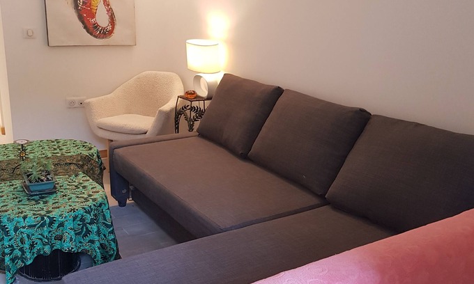 Picpus Appartement | 5mn de Paris porte de Bercy, Et 30mn de Disney. Animaux de compagnie acceptés!