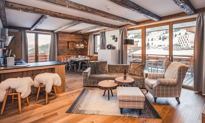 Warth Appartement | 6-11 person chalet - Lux Alp Chalet