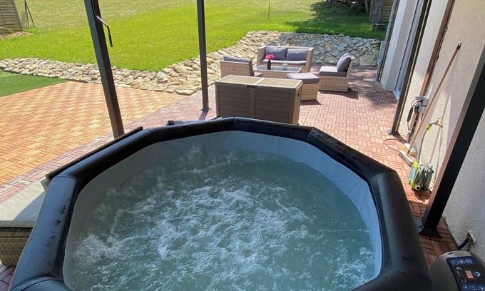 Thesee Maison | Gîte 6/8 personnes avec piscine et jacuzzi
