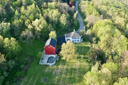 Naples Maison | 6 Acres with Pool Spacious Naples Vacation Rental!