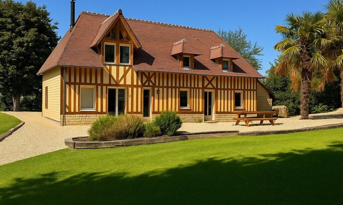 Periers-en-Auge Maison | Vrbo Property