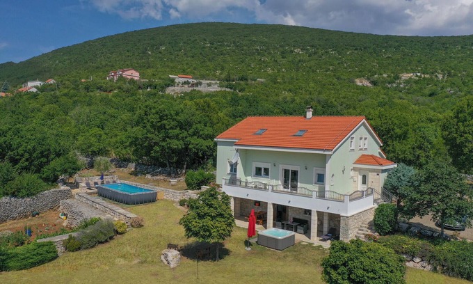 Svib Maison | Belle maison de 6 chambres à Svib