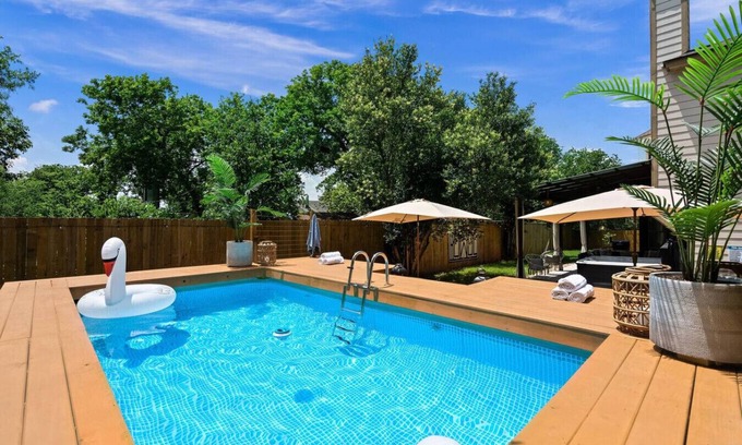 McKinney Appartement | ⭐️6 Bedroom Villa ⭐️ Pool ⭐️ Hot Tub ⭐️ Party Cabana ⭐️ Near Downtown
