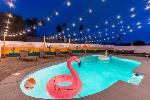 Glendale Maison | 6 Br Paradise Heated Pool Arcade Room Pool Table
